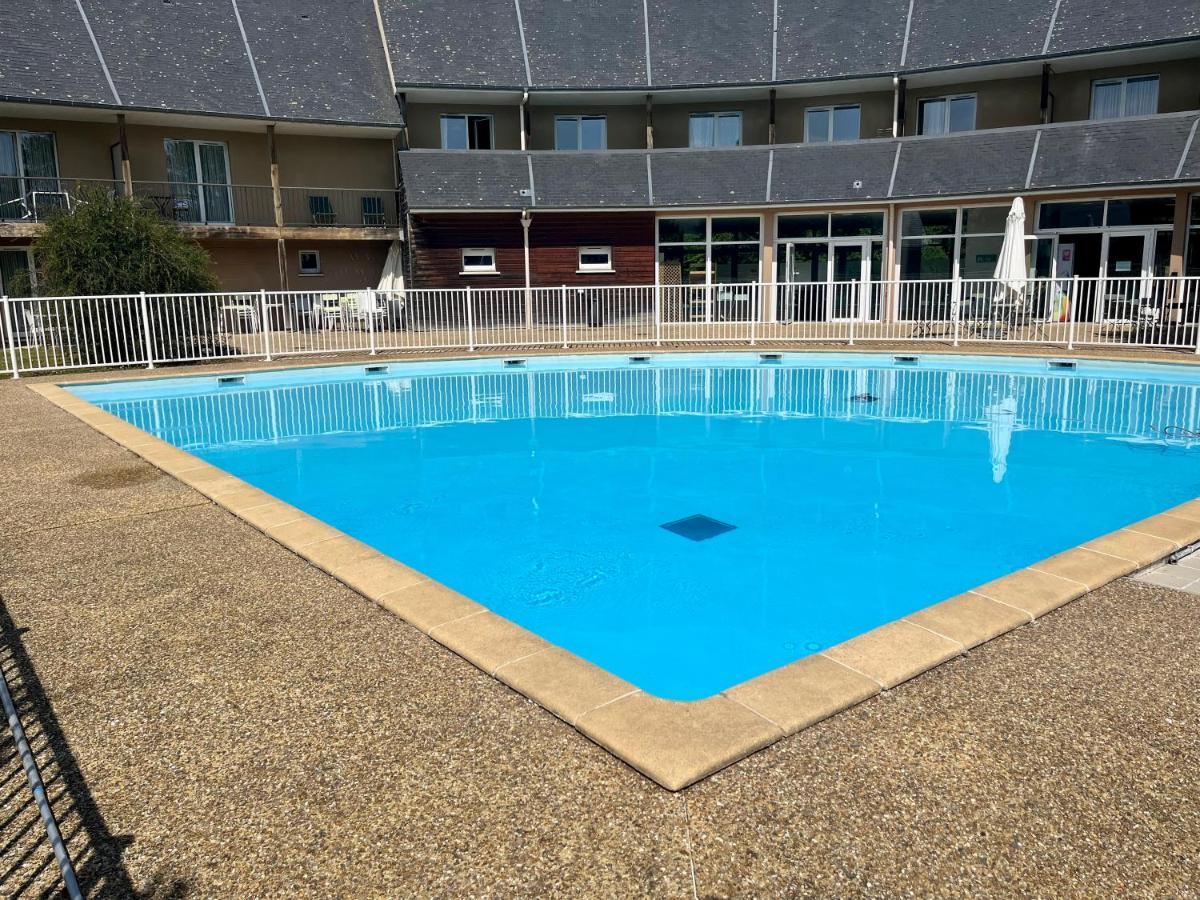Appartement Le Freya Avec Terrasse A 5 Min Honfleur - Piscine - Parking - Wifi Équemauville Exterior foto