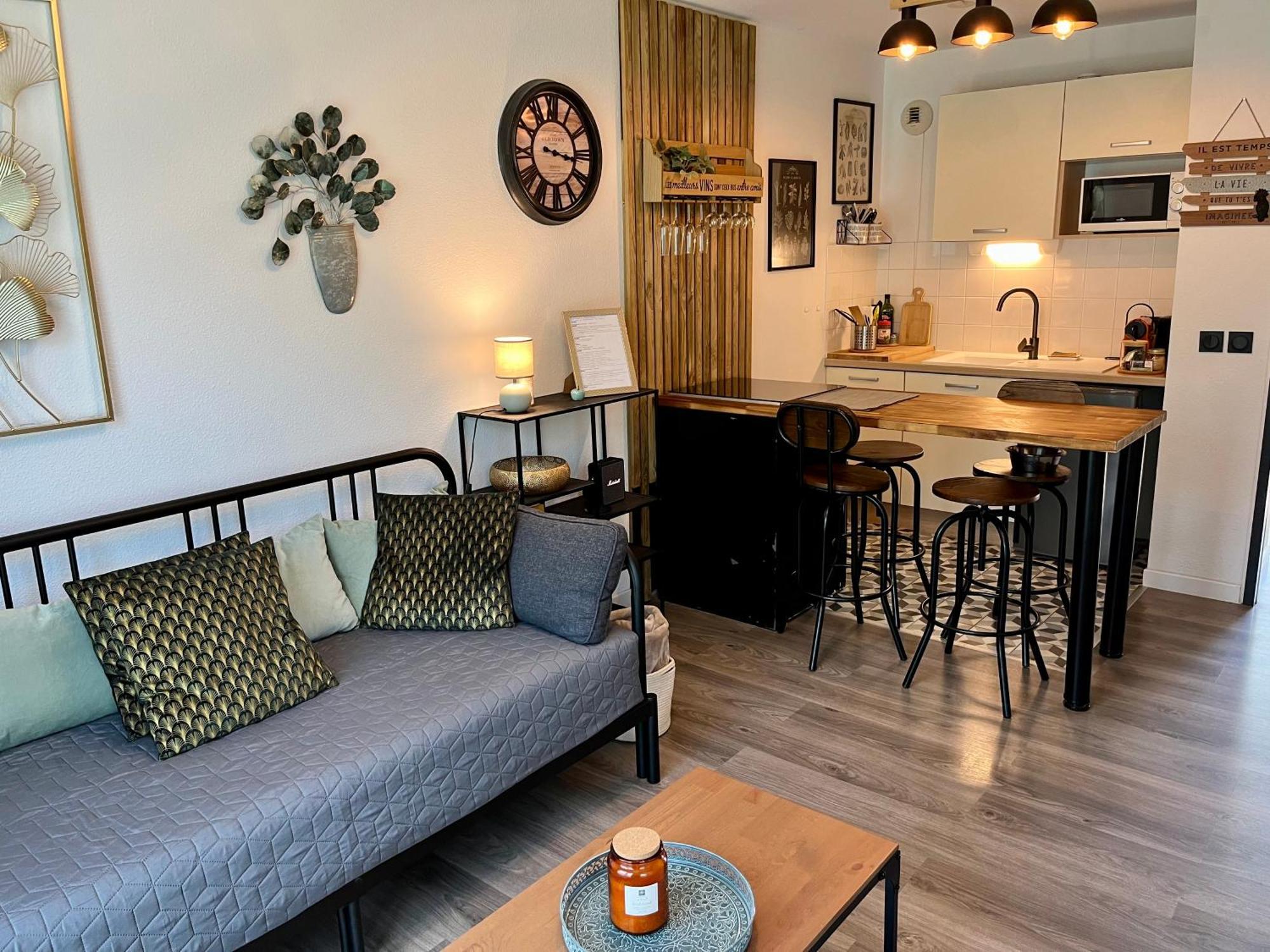 Appartement Le Freya Avec Terrasse A 5 Min Honfleur - Piscine - Parking - Wifi Équemauville Exterior foto