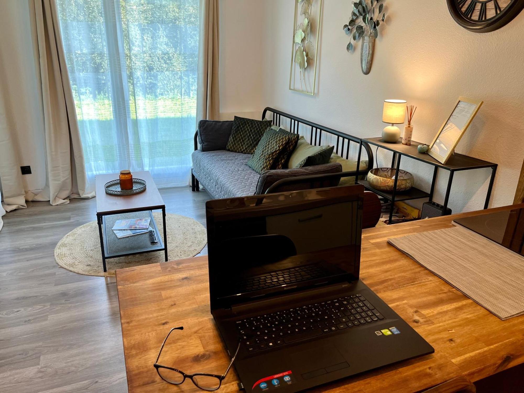 Appartement Le Freya Avec Terrasse A 5 Min Honfleur - Piscine - Parking - Wifi Équemauville Exterior foto